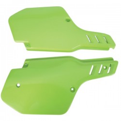 Plaques latérales UFO KAWASAKI KDX 200 Couleur:Vert Année:1990 à 1994